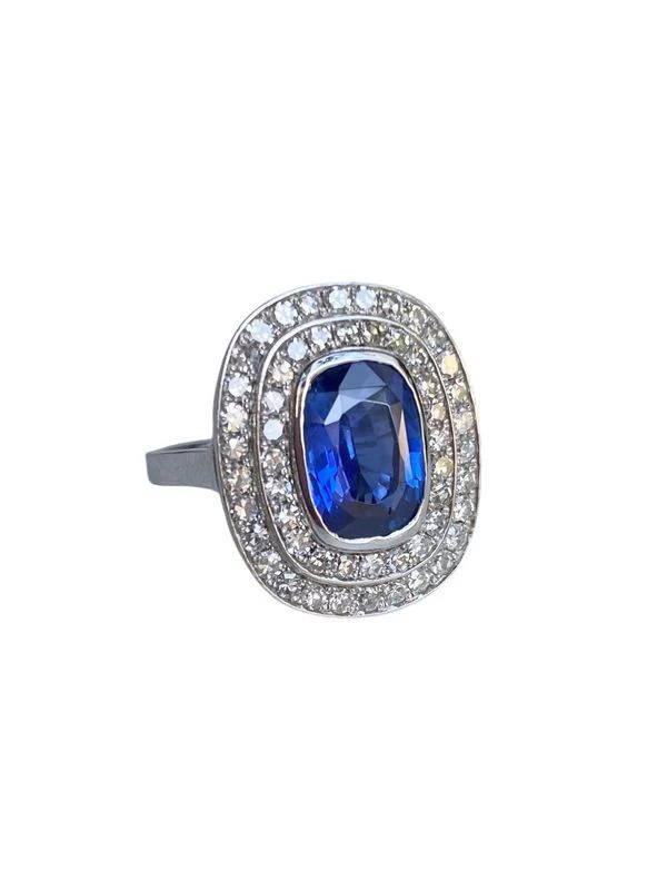 Bague en or blanc 18k saphir et diamants - Image 2
