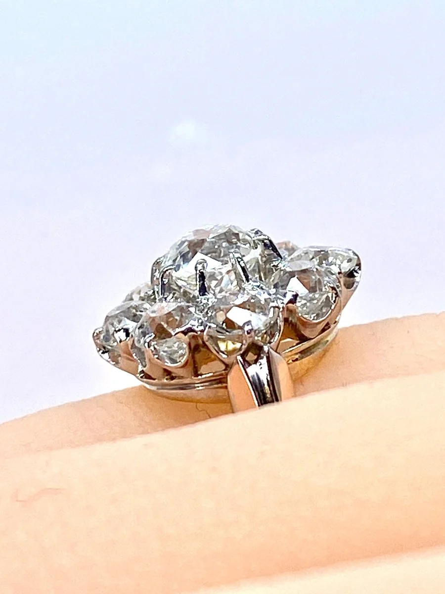 Bague marguerite en or 18 carats et diamants - Image 6