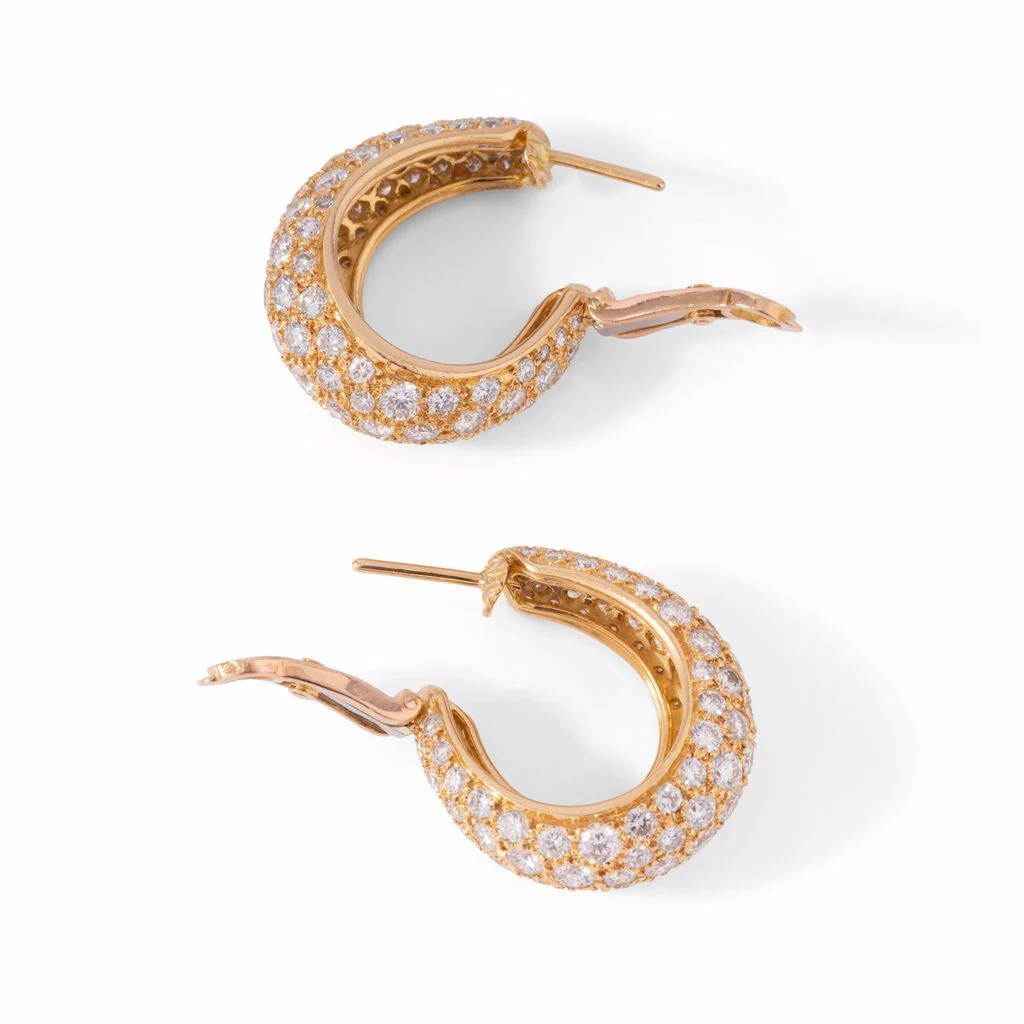 Boucle d'oreilles créoles en or jaune et diamants - Image 3