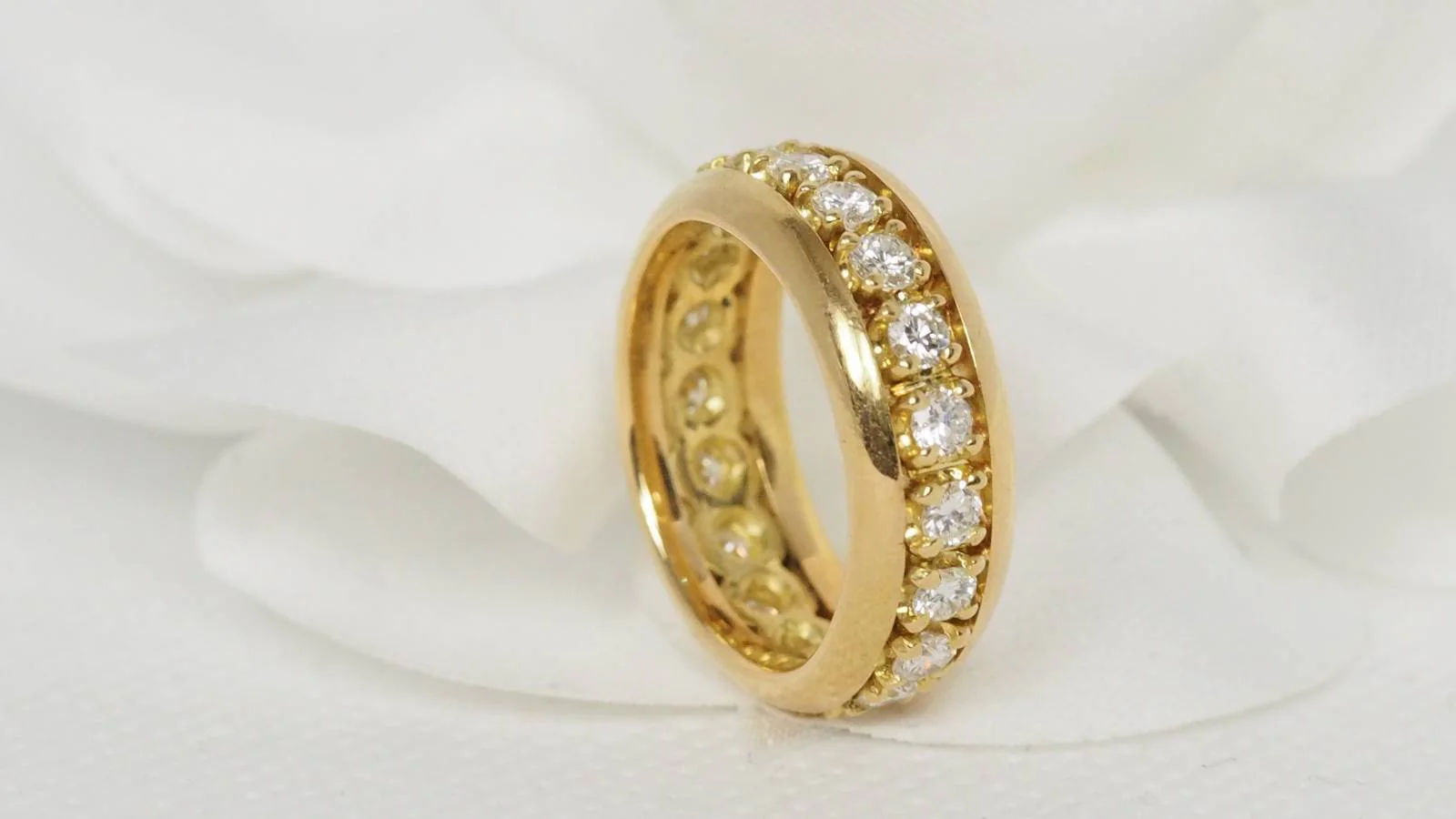 Alliance américaine en or jaune et diamants - Image 4
