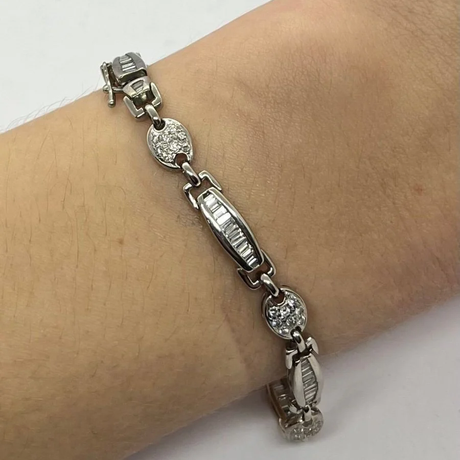 Bracelet en or blanc et diamants - Image 2