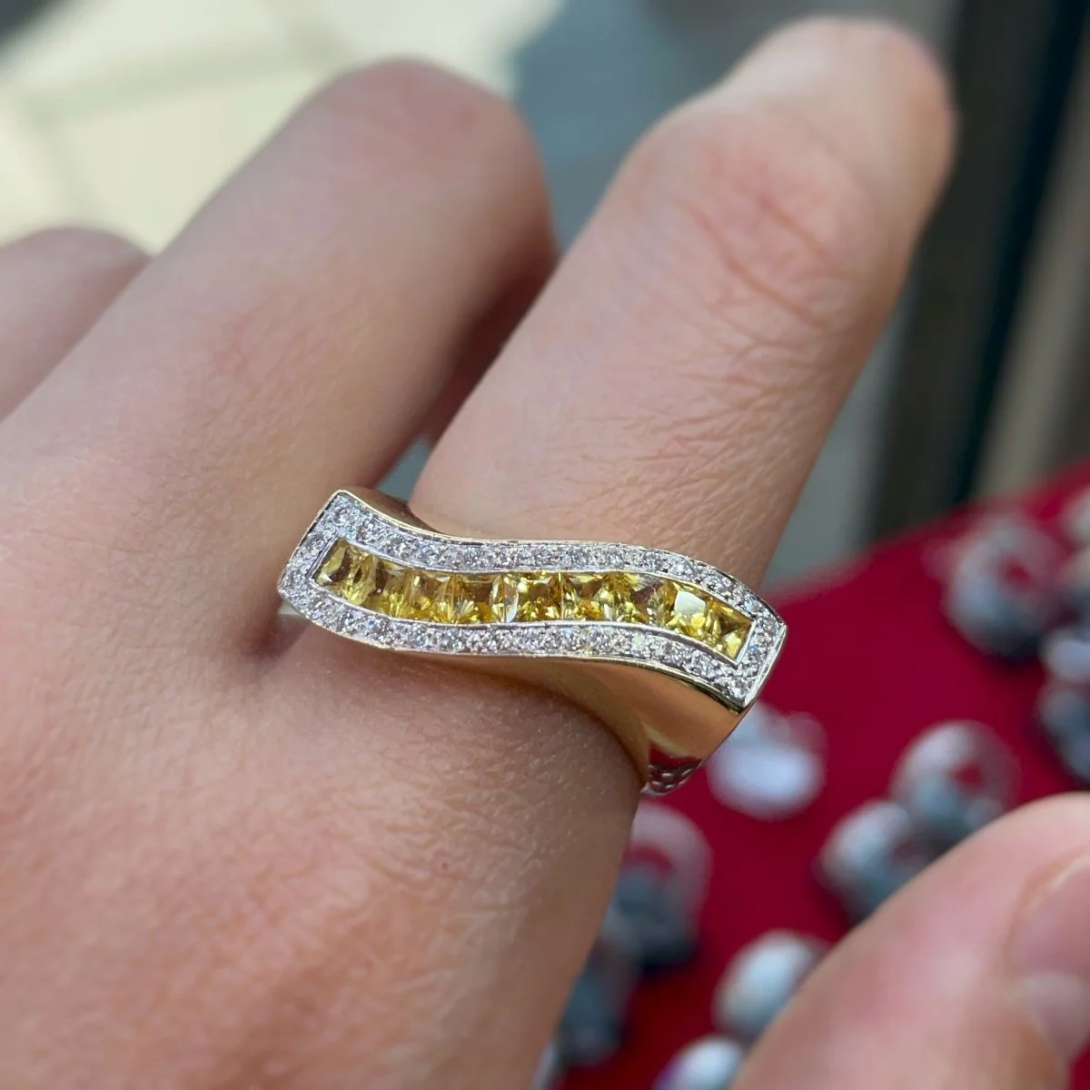 Bague - Or jaune, Diamants & Saphirs Jaunes - Image 5