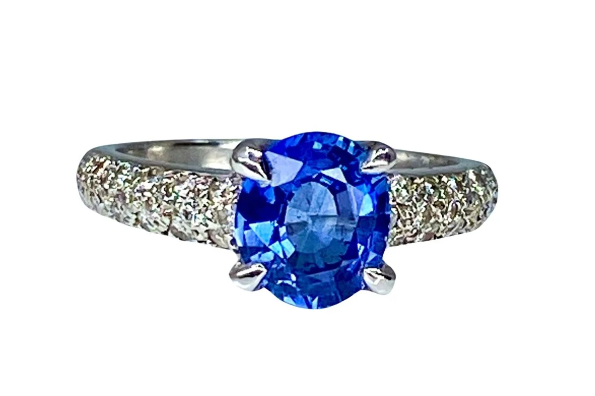 Bague jonc en or blanc saphir et diamants
