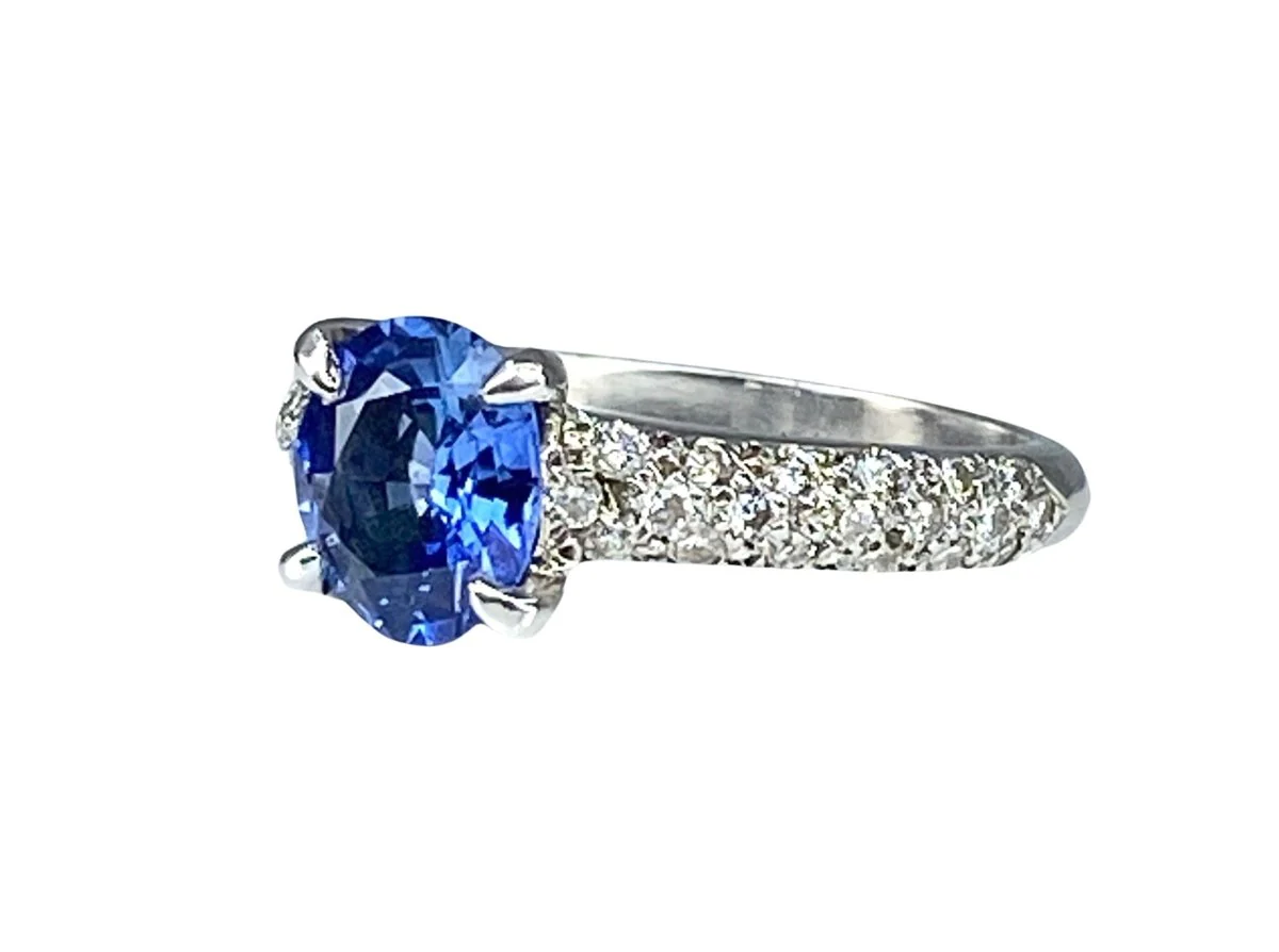 Bague jonc en or blanc saphir et diamants - Image 3
