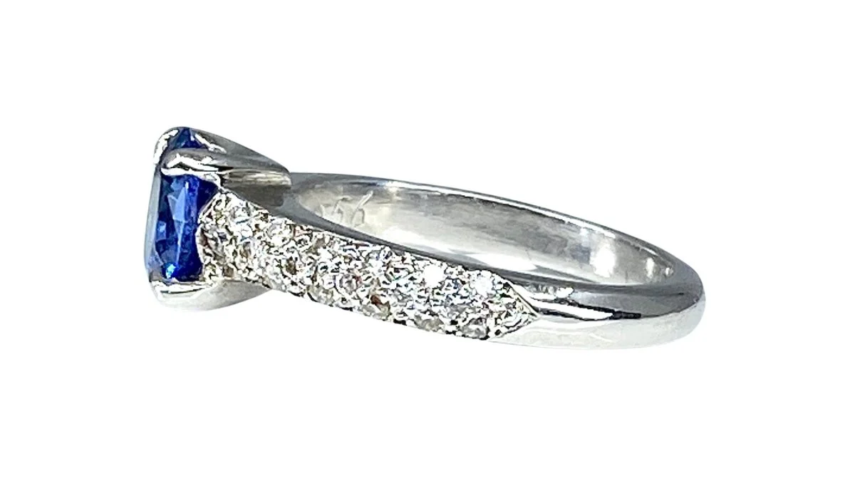 Bague jonc en or blanc saphir et diamants - Image 4