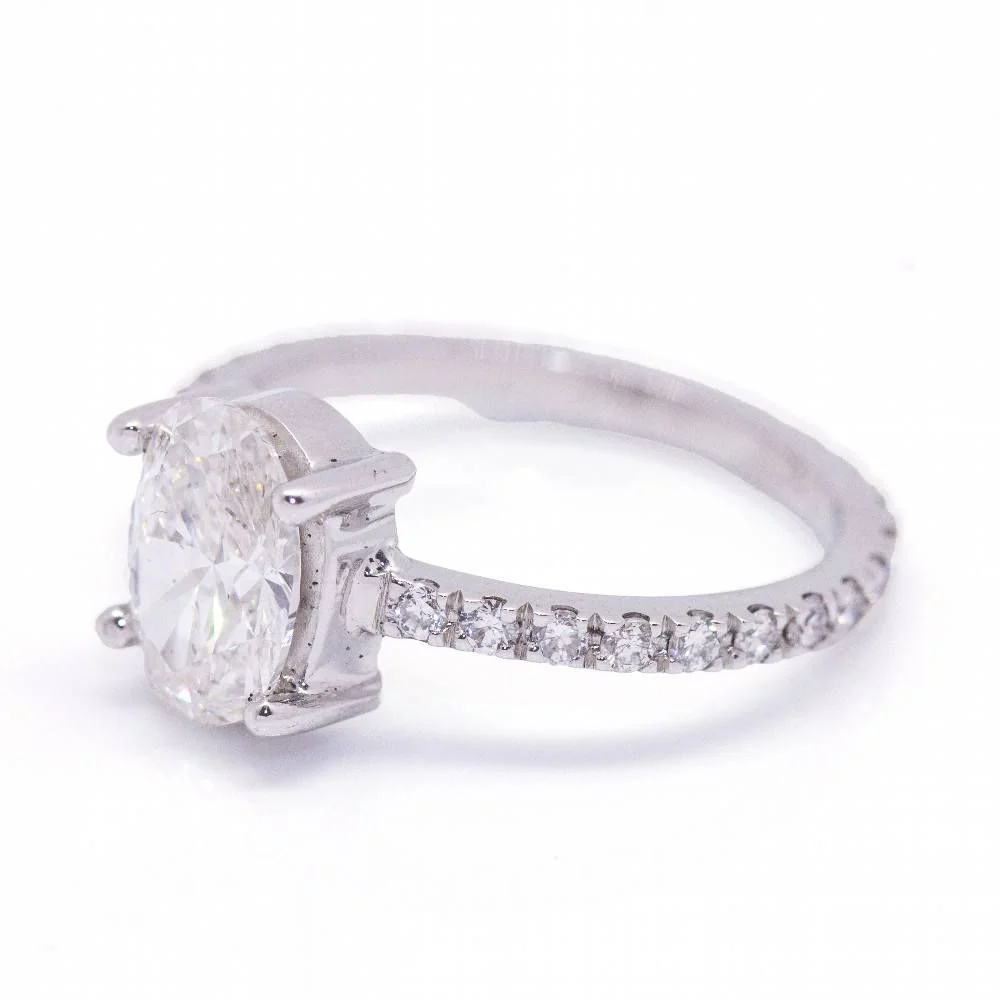 Bague Solitaire en or blanc et diamants - Image 6