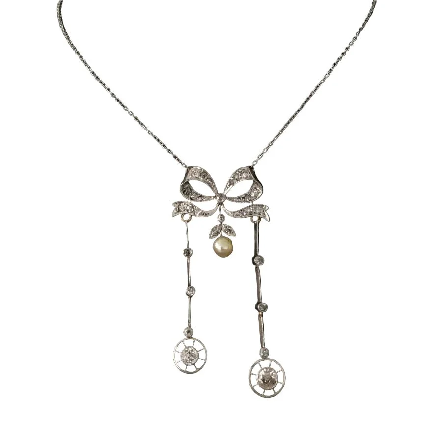 Collier Négligé en or jaune, or blanc, platine perle et diamants