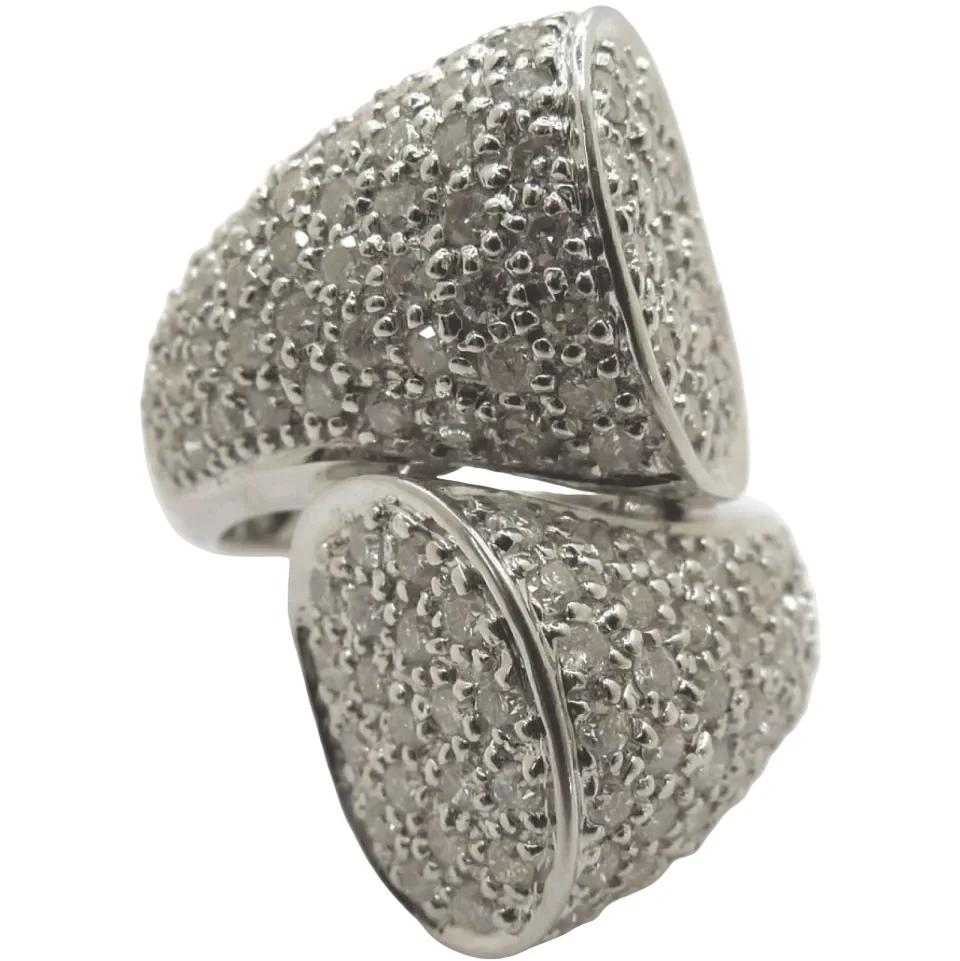 Bague en or blanc et diamants
