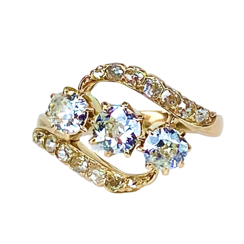 Bague Trilogie en or jaune et diamants