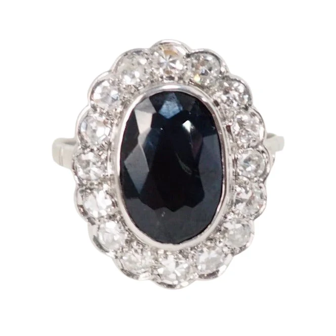 Bague Pompadour en platine saphir et diamants