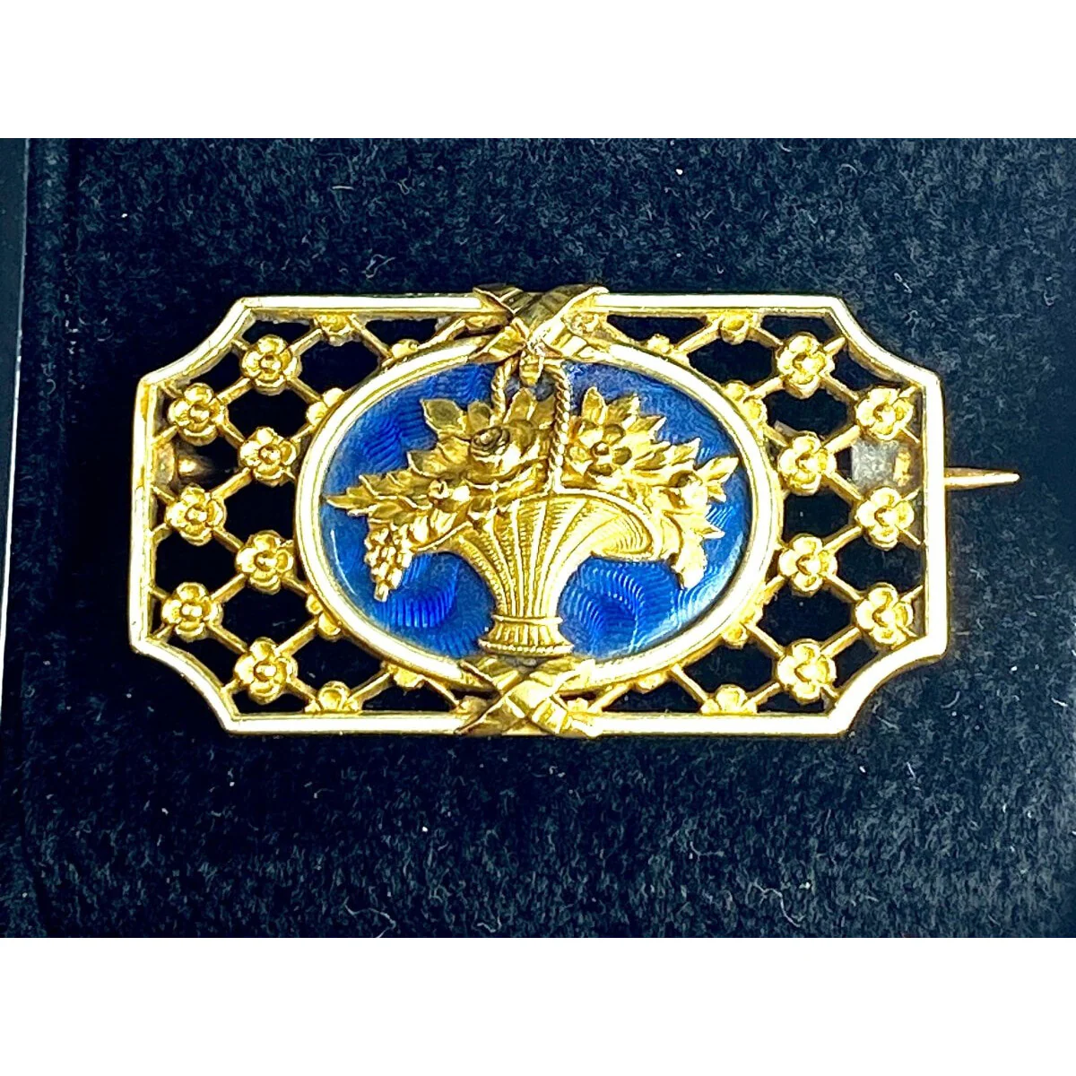 Broche en or 18 carats : panier fleuri , émail bleu et blanc.Napoléon III. - Image 5