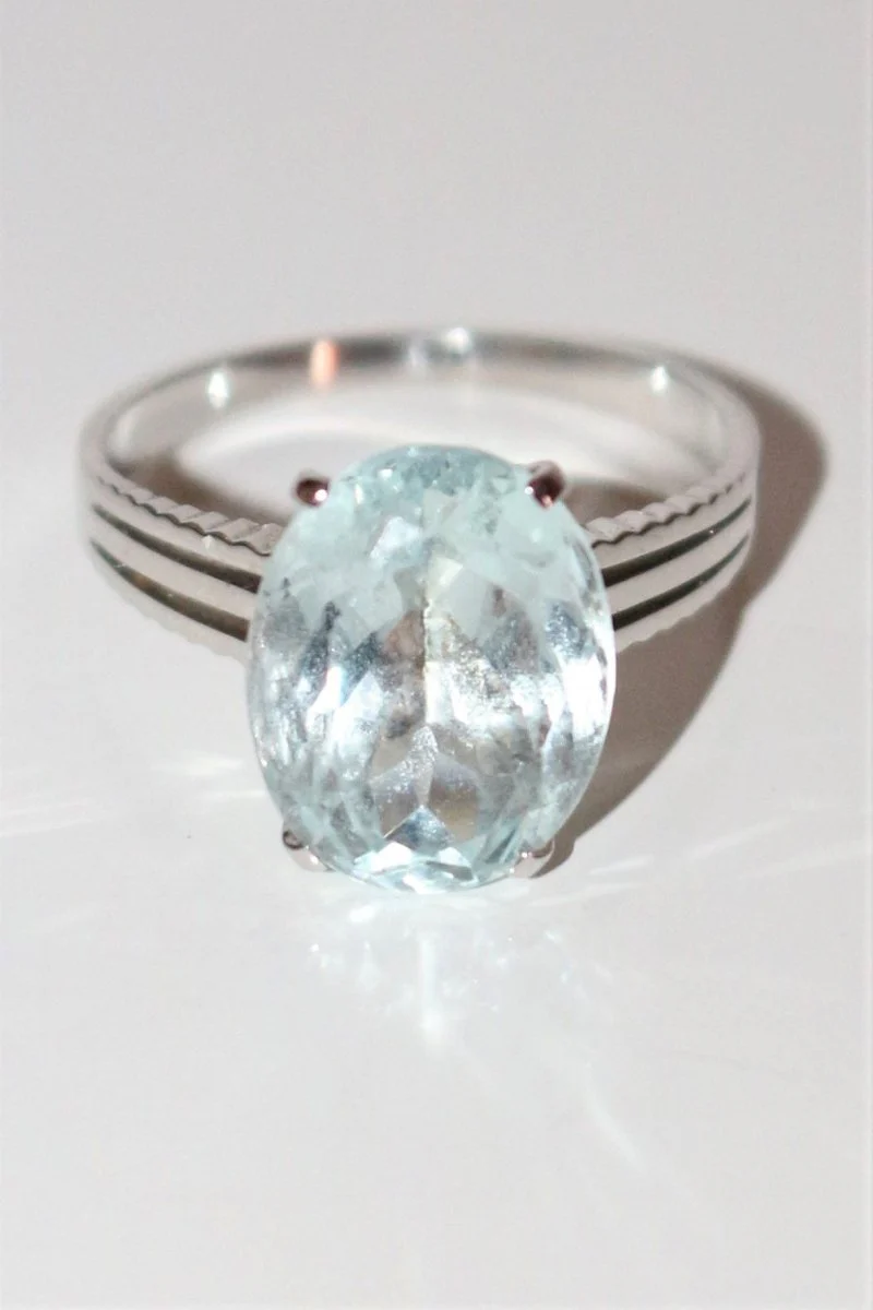 Bague Or Blanc Aigue-marine 4.66cts - Image 3