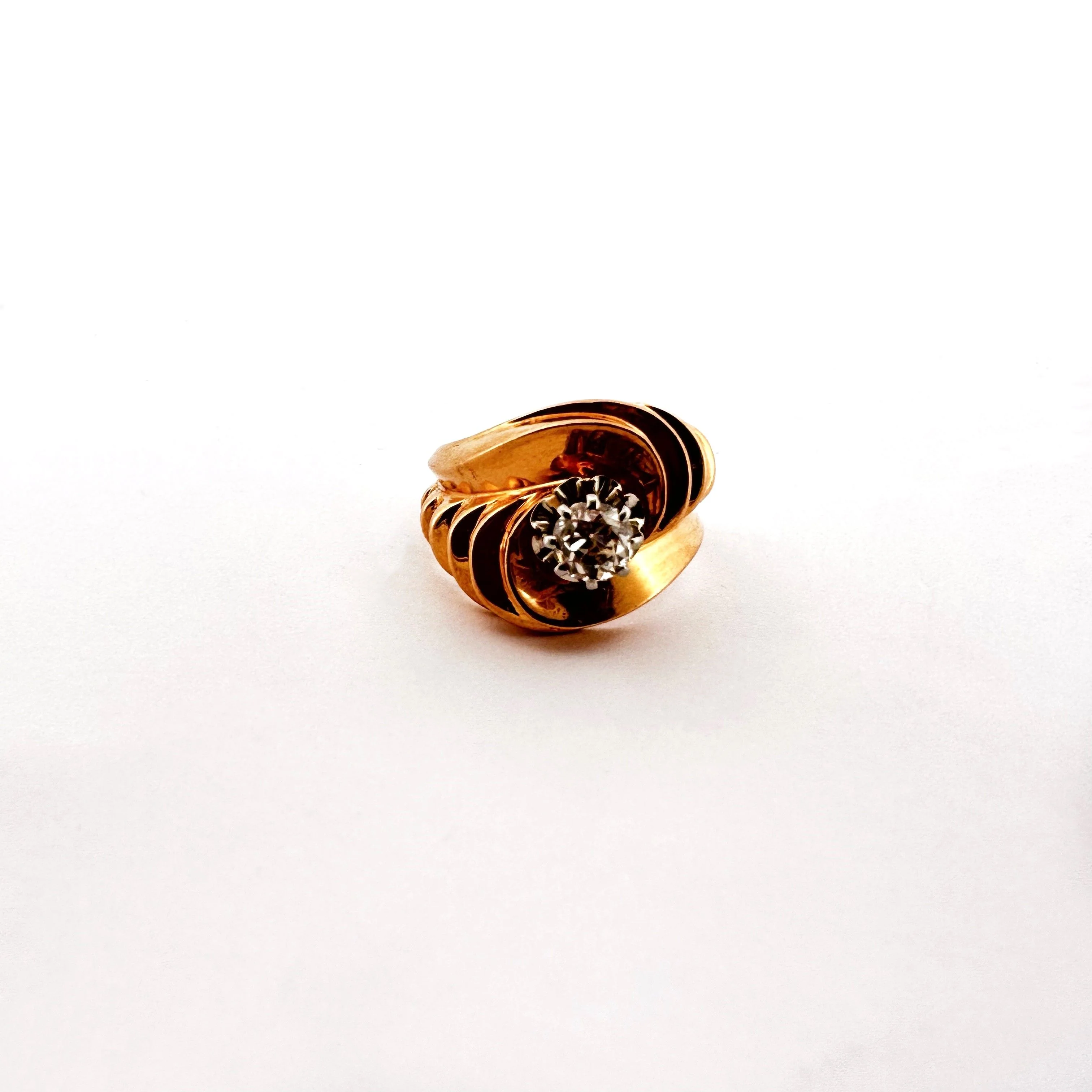 Bague Tourbillon diamant en or jaune - Image 2