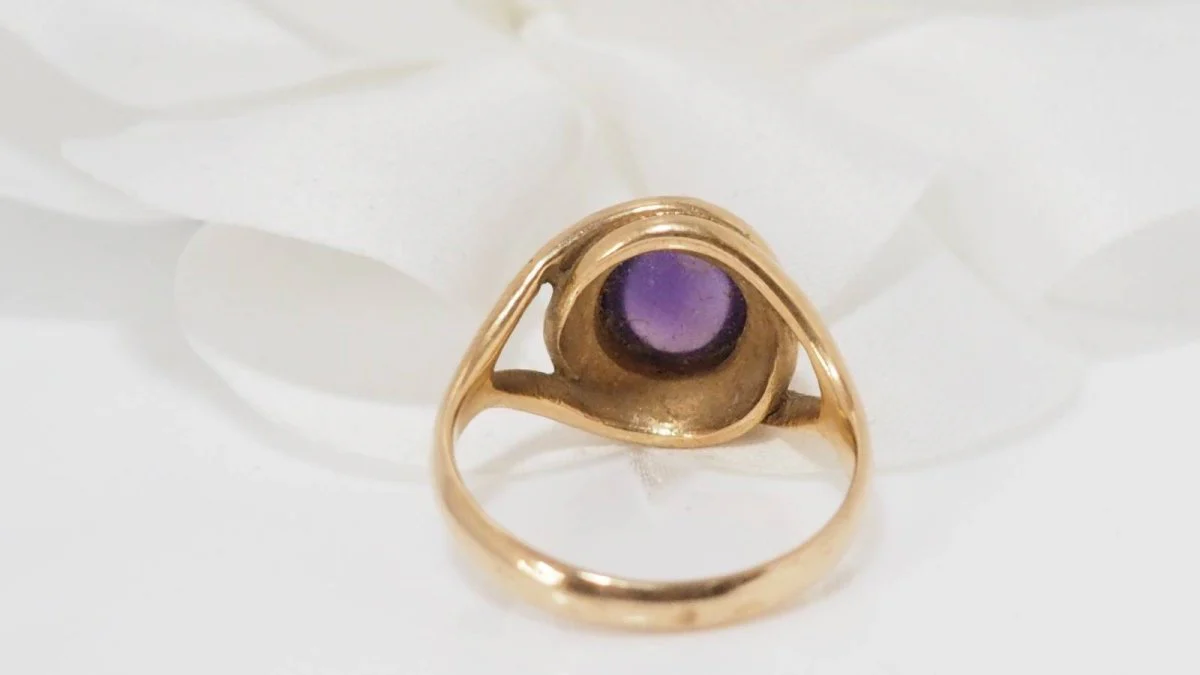 Bague en or jaune et améthyste - Image 3