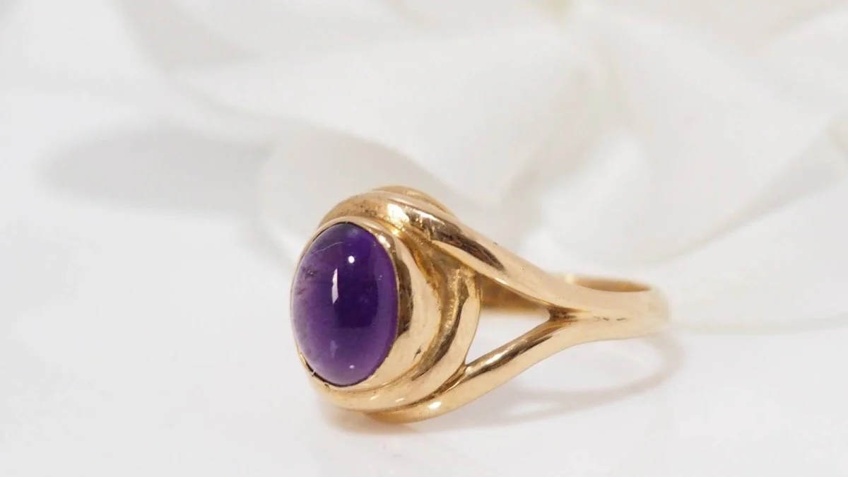 Bague en or jaune et améthyste - Image 4