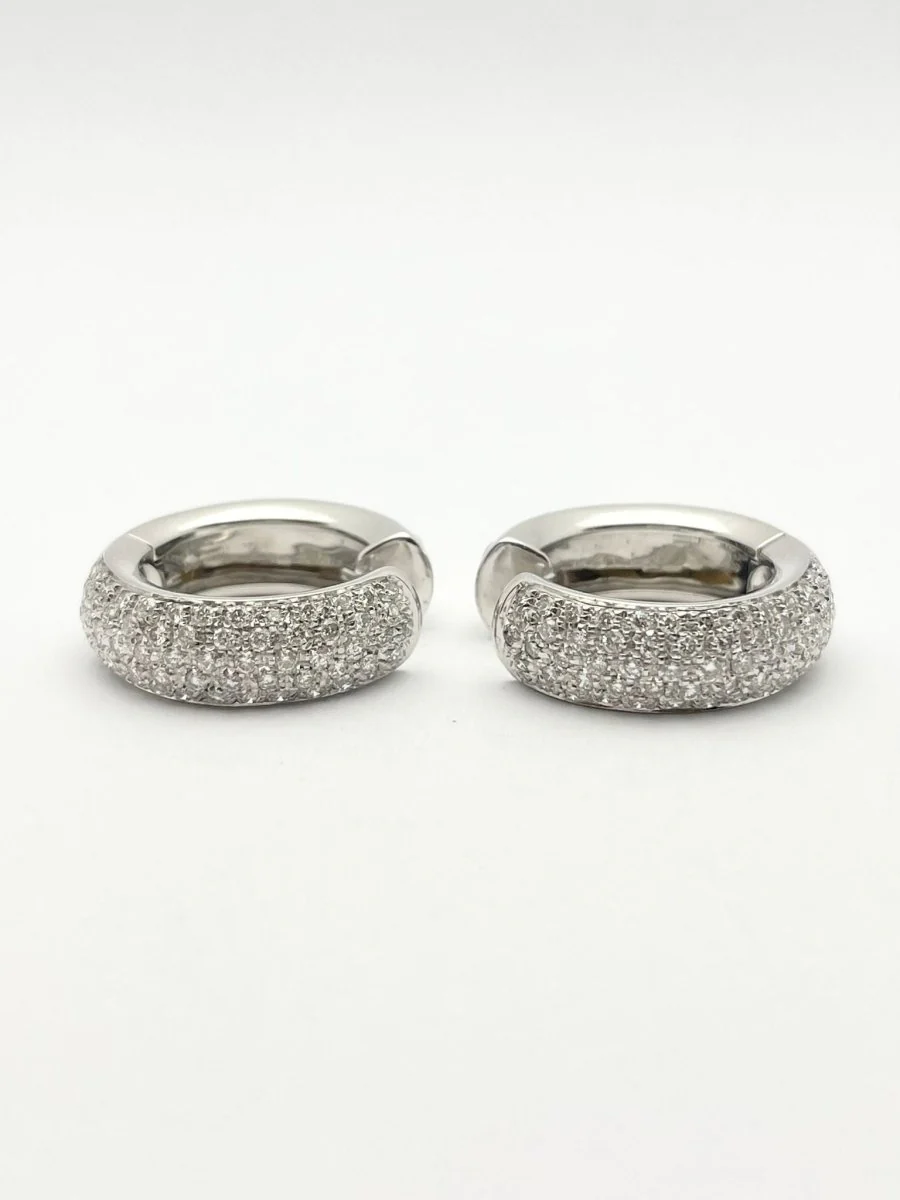 Boucles d'oreilles en or blanc et diamants - Image 7