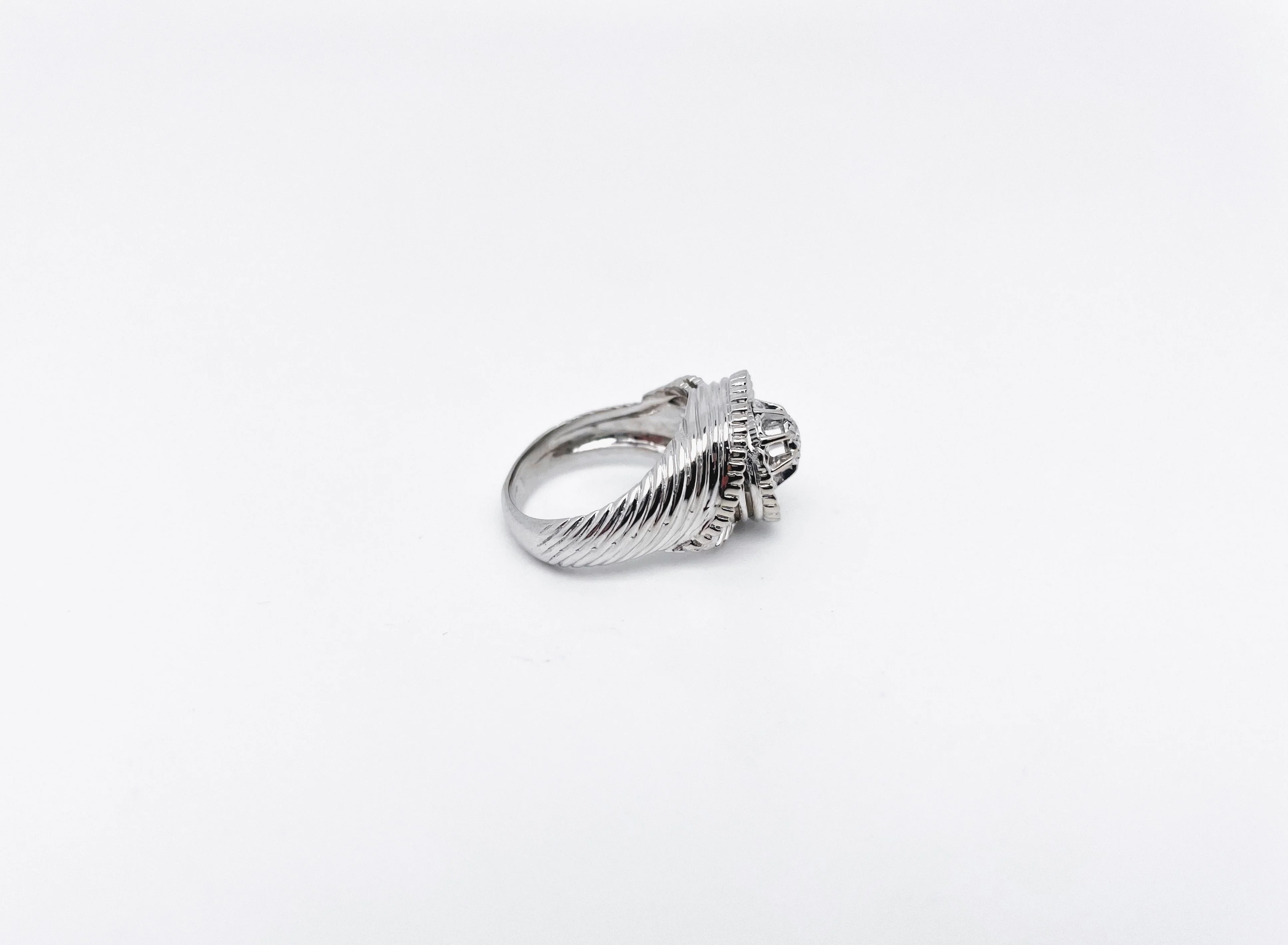 Bague Tourbillon or blanc platine et diamant - Image 4
