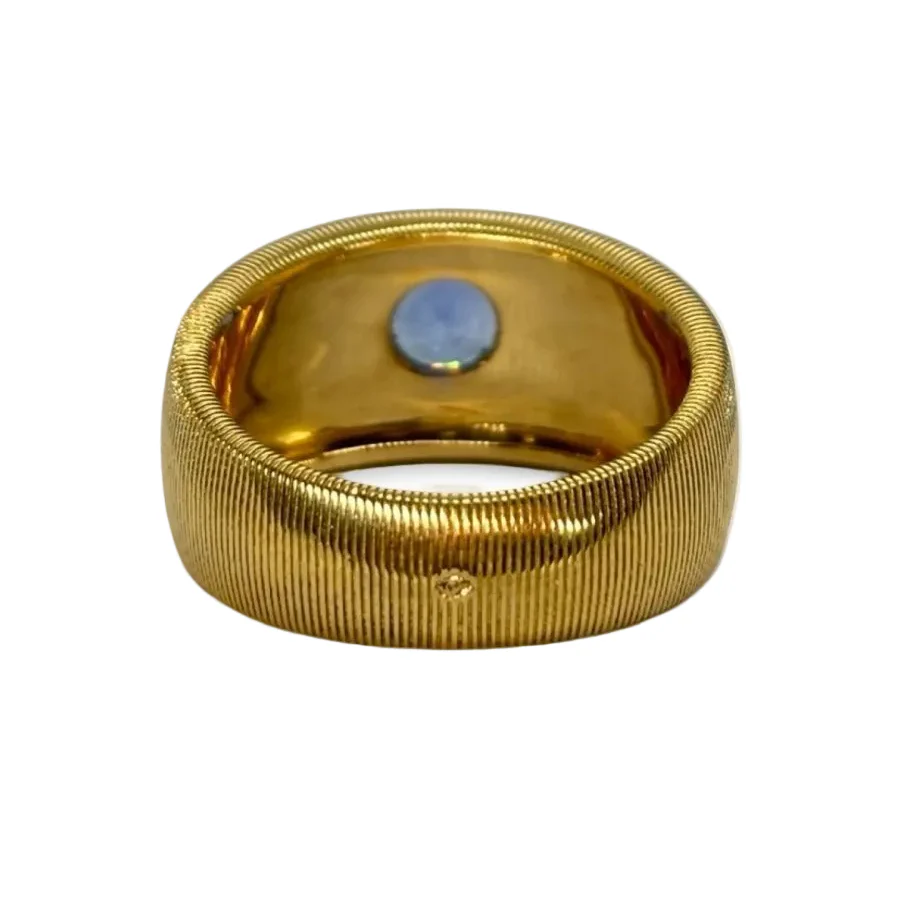 Bague Chevalière MAUBOUSSIN "Un été en Toscane" en or jaune, saphir et diamants - Image 4