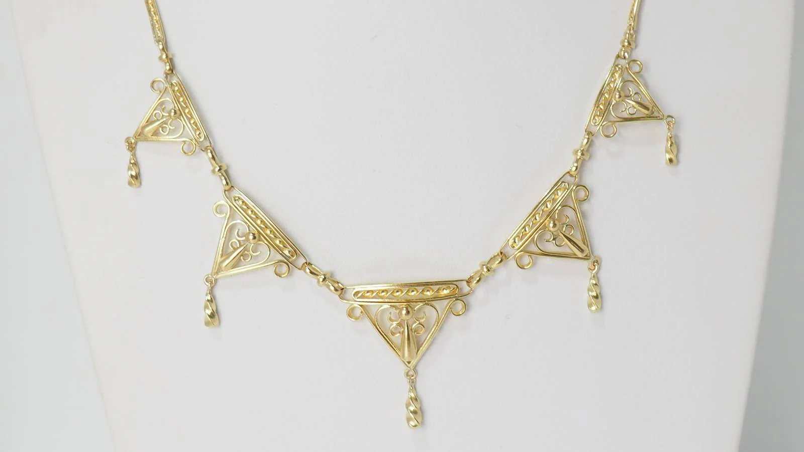 Collier draperie du XIXe siècle en or jaune - Image 2