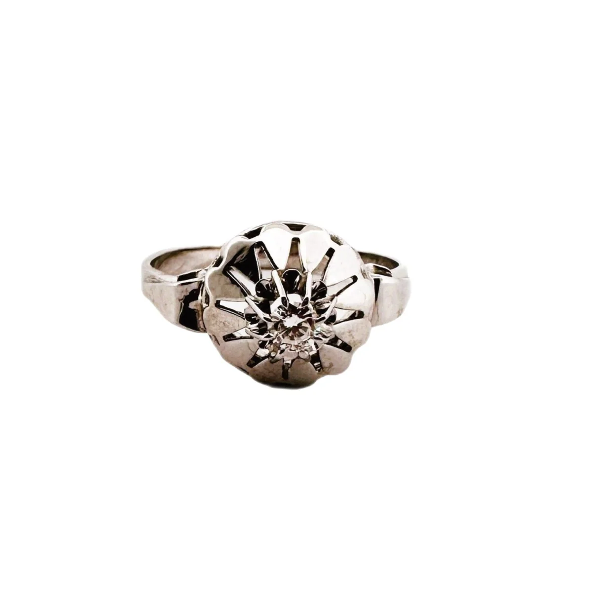 Bague Solitaire diamant chaton étoilé en or blanc