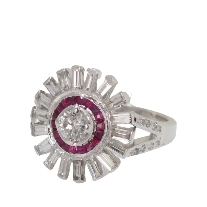 Bague Solitaire en or blanc, rubis et diamants - Image 3
