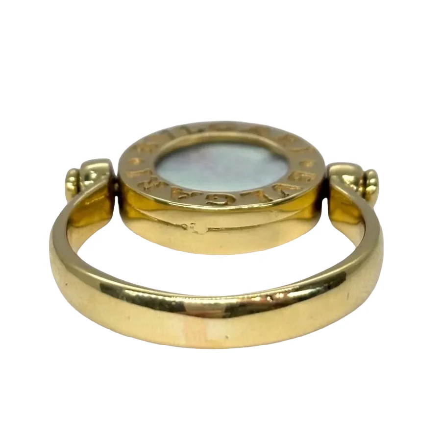 Bague BULGARI en or jaune, nacre, et onyx - Image 5