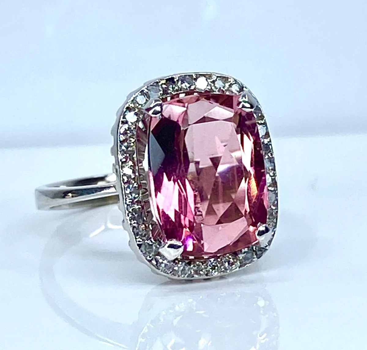 Bague en or blanc 18 carats, tourmaline rose et diamants - Image 3