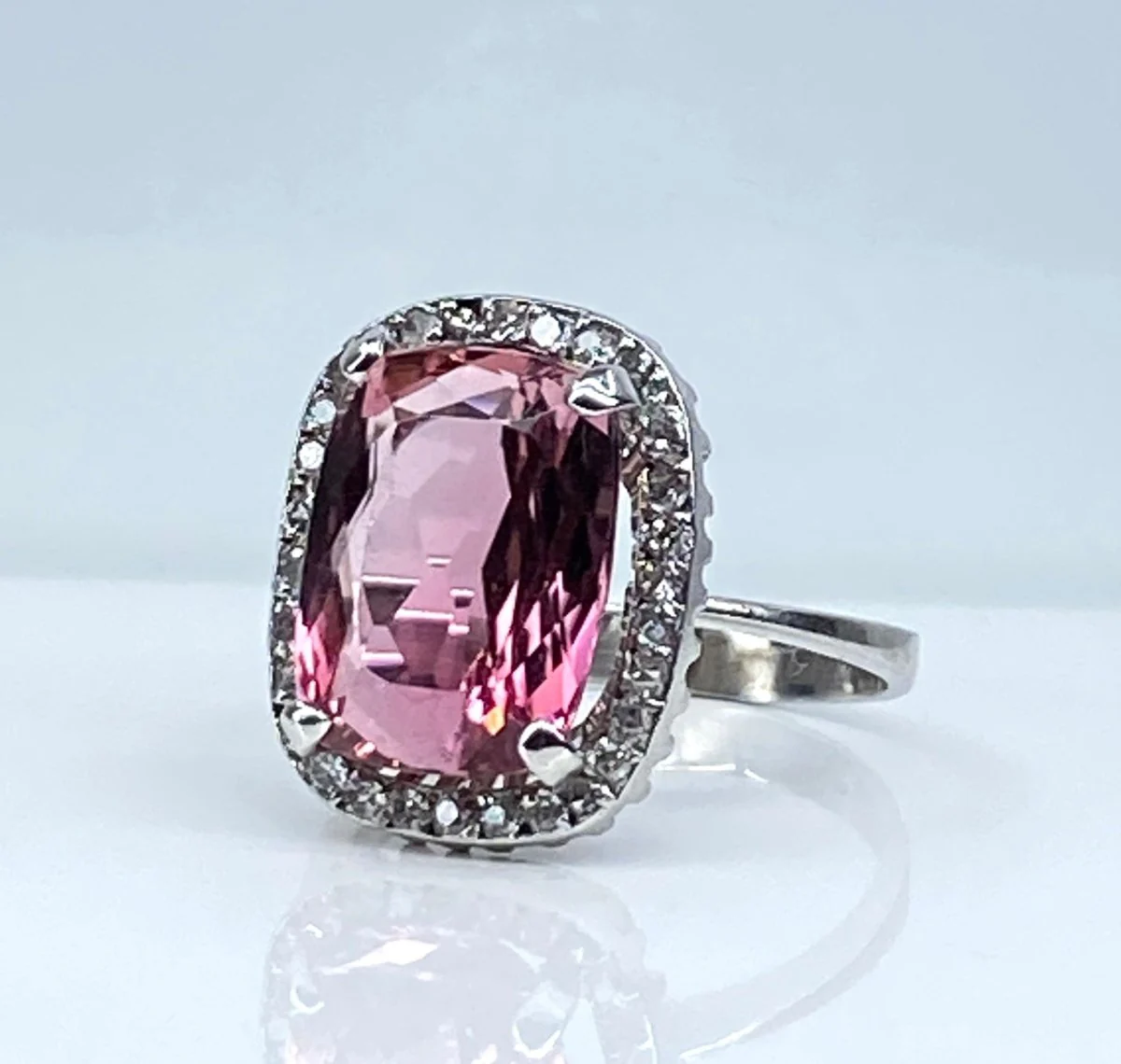 Bague en or blanc 18 carats, tourmaline rose et diamants - Image 5