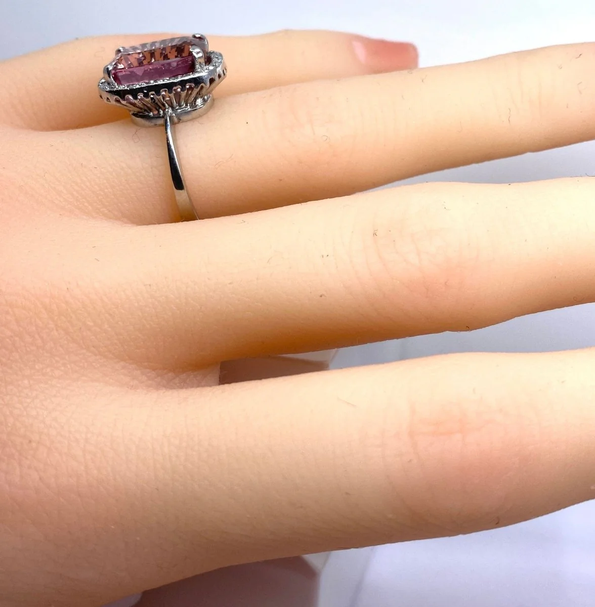 Bague en or blanc 18 carats, tourmaline rose et diamants - Image 6