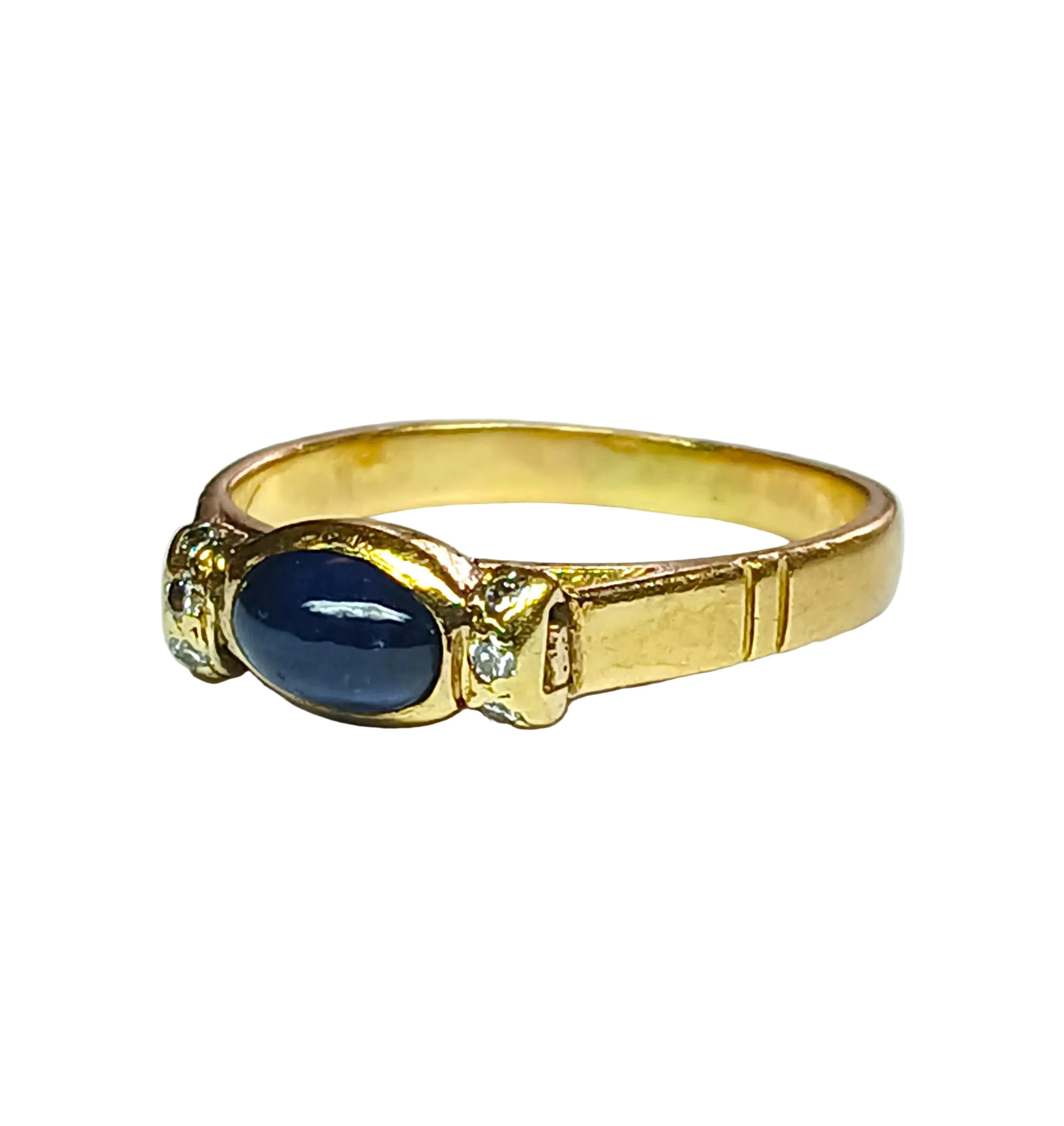 Bague en or jaune, saphir et diamants - Image 3