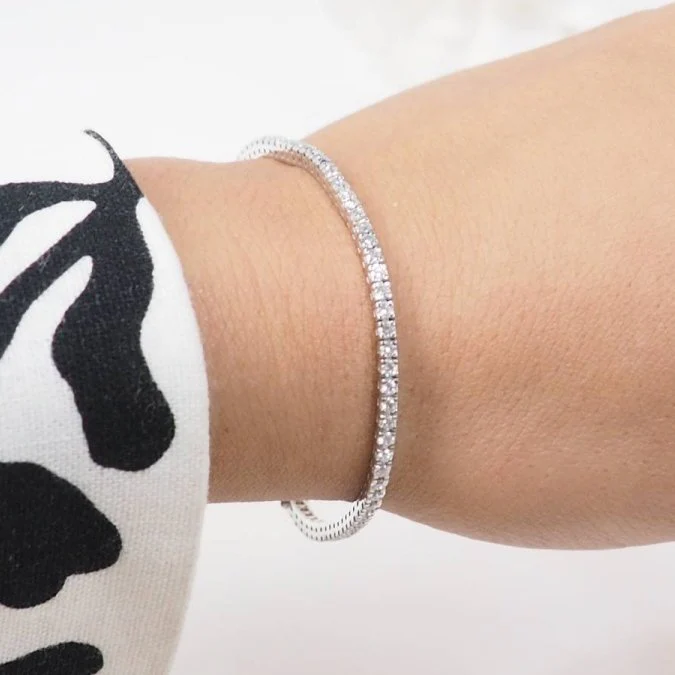 Bracelet Ligne en or blanc et diamants - Image 2