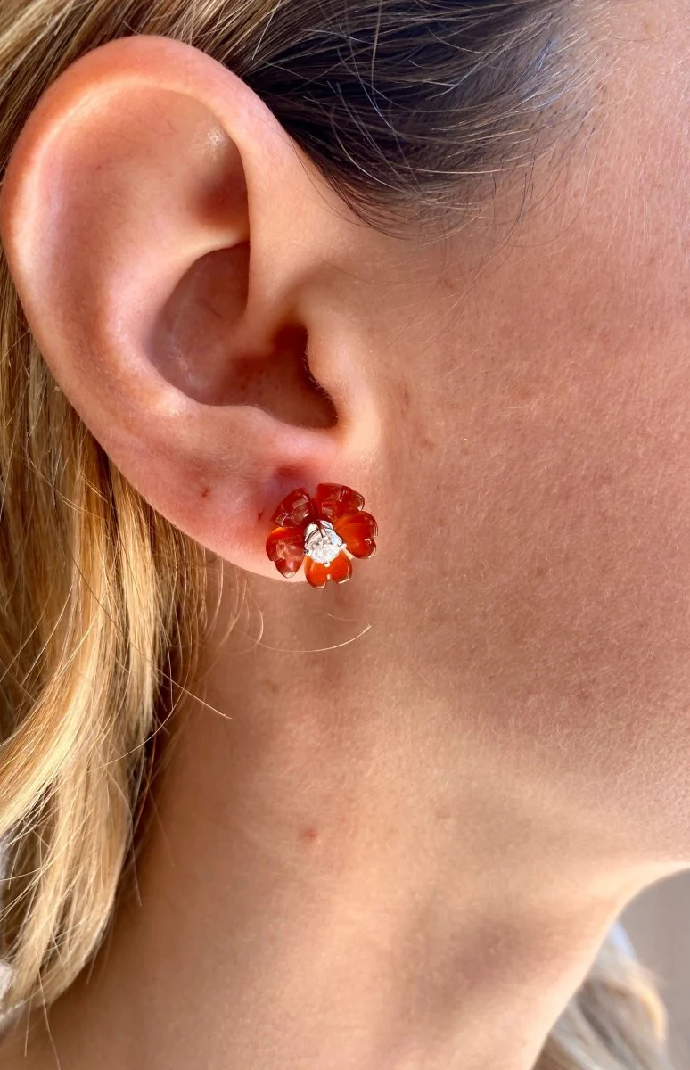 1960s Diamond Carnelian Stud Flower Earrings - Image 9