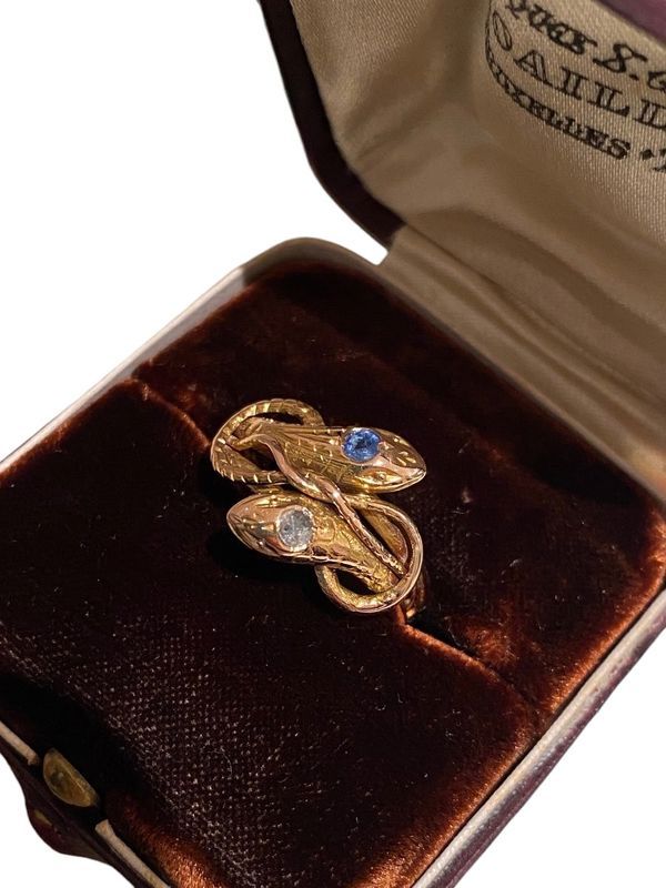 Bague ancienne à deux têtes de serpents en or rose 18k - Image 5