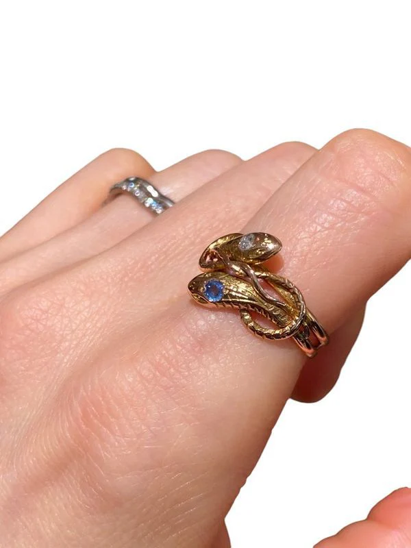 Bague ancienne à deux têtes de serpents en or rose 18k - Image 9