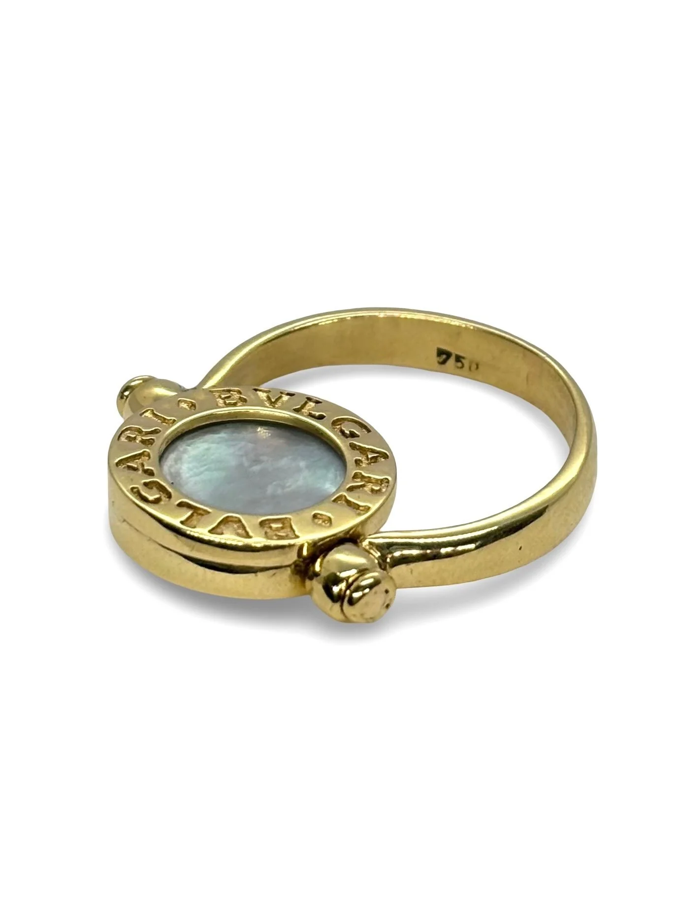 Bague Bulgari Réversible or jaune nacre et onyx - Image 5
