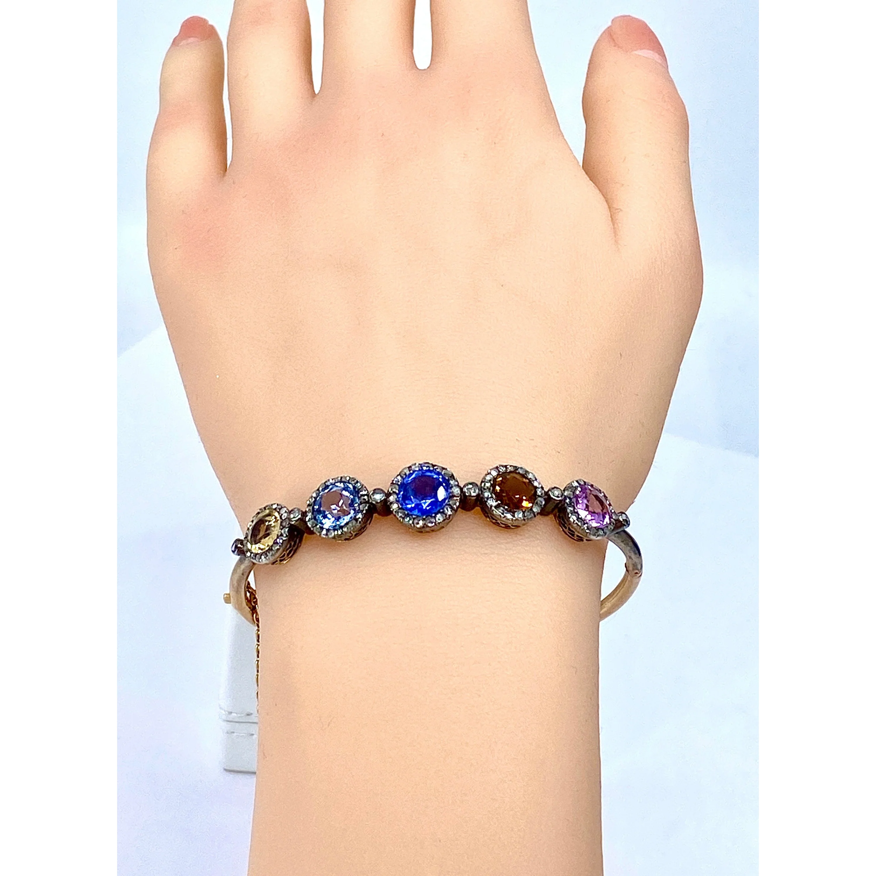 Bracelet Jonc Napoléon III en or jaune, saphir, topazes, citrine, spinelle et diamants - Image 8