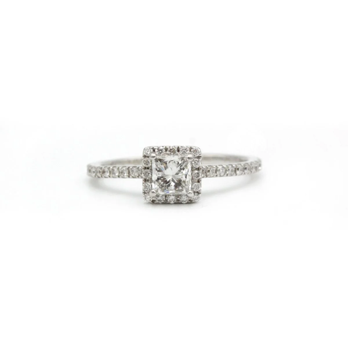 Bague Solitaire en or blanc et diamant