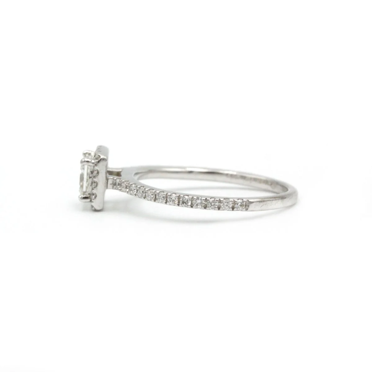 Bague Solitaire en or blanc et diamant - Image 3