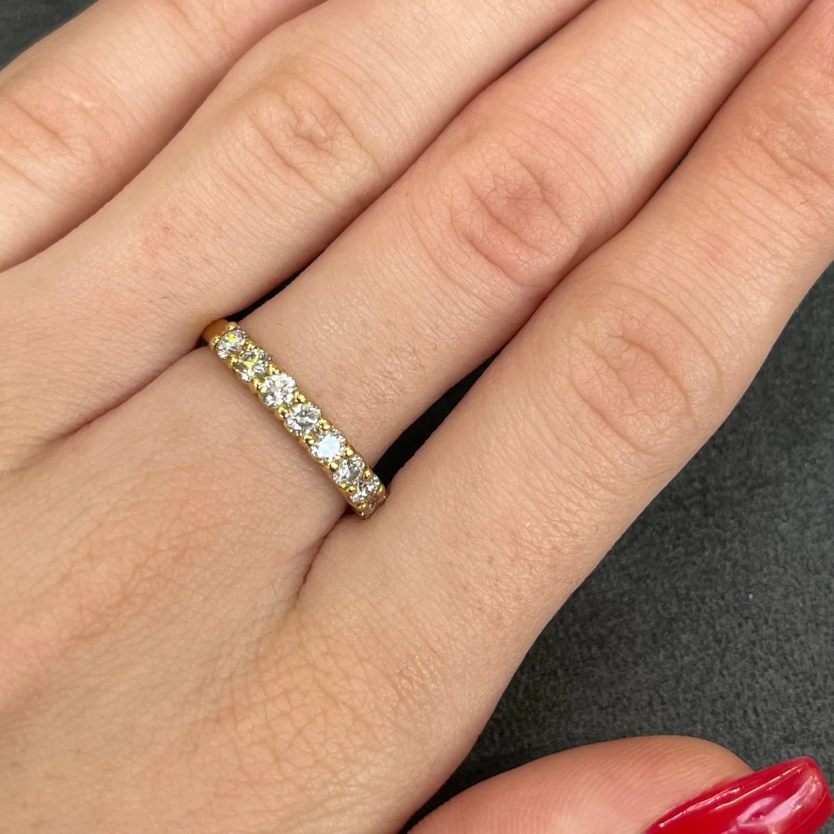 Bague Alliance en or jaune et diamants - Image 2