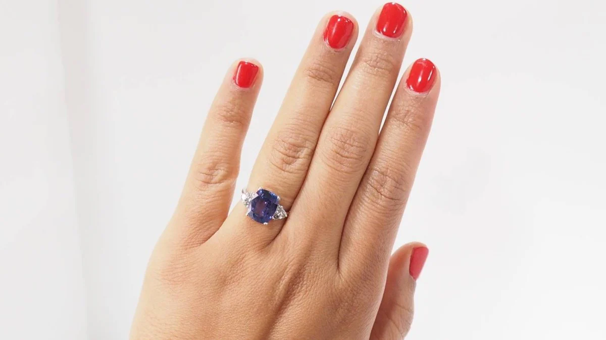 Bague en or blanc Tanzanite et diamants - Image 3