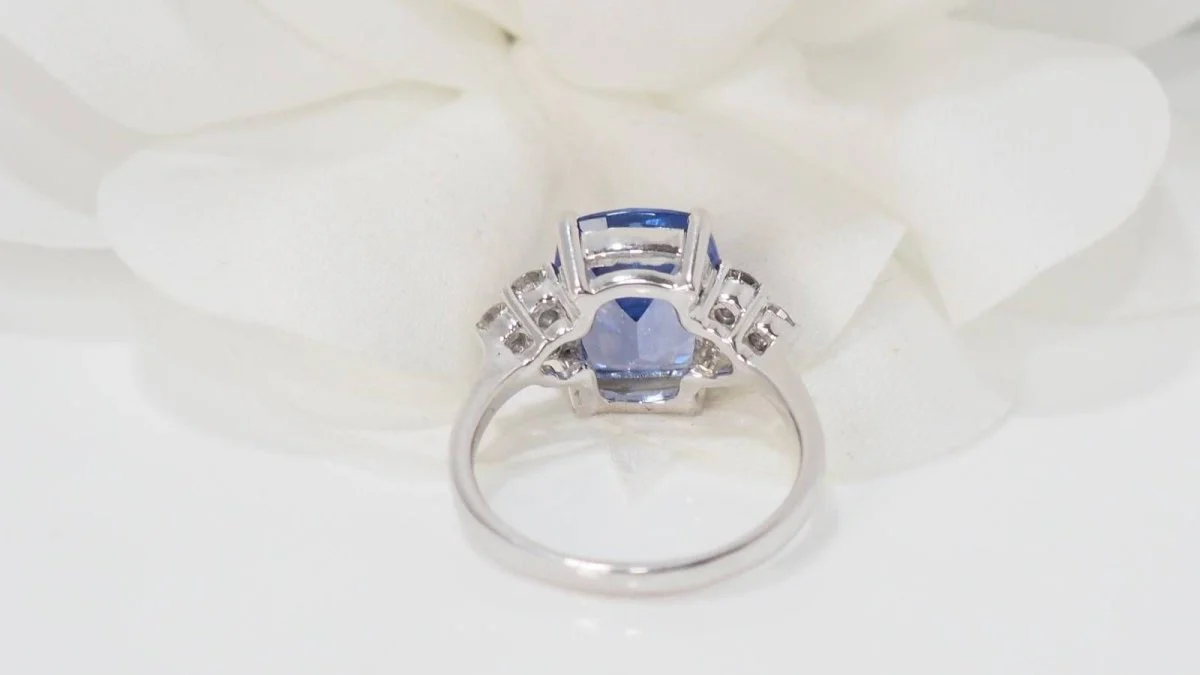 Bague en or blanc Tanzanite et diamants - Image 7