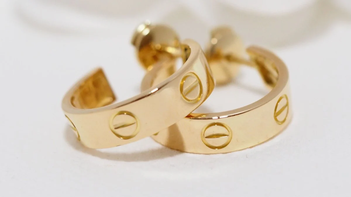Paire de Boucles d'oreilles CARTIER Love en or jaune - Image 5