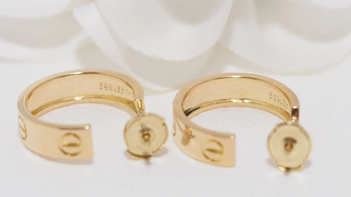 Paire de Boucles d'oreilles CARTIER Love en or jaune - Image 6