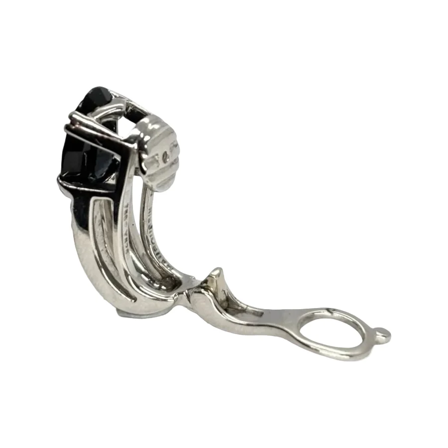 Boucles d'oreilles Clip MAUBOUSSIN en or blanc saphir et diamants - Image 4