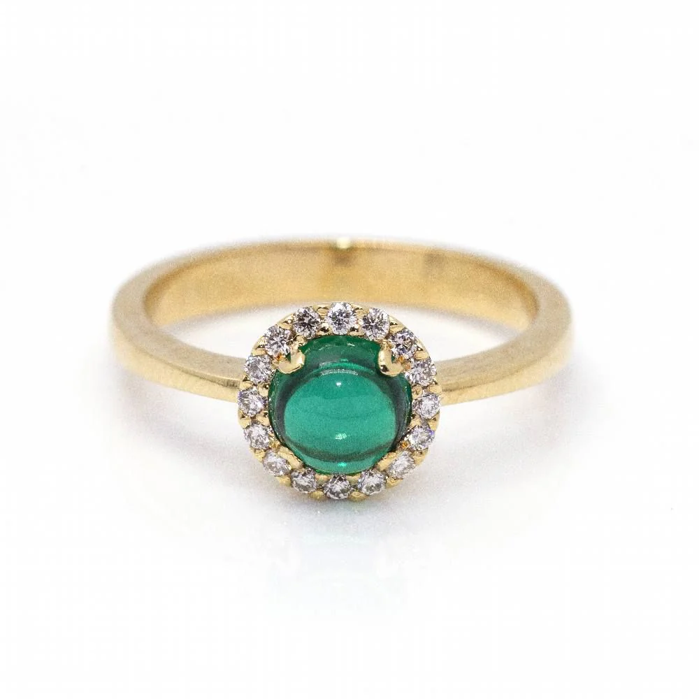 Bague en or, diamants et émeraude - Image 2