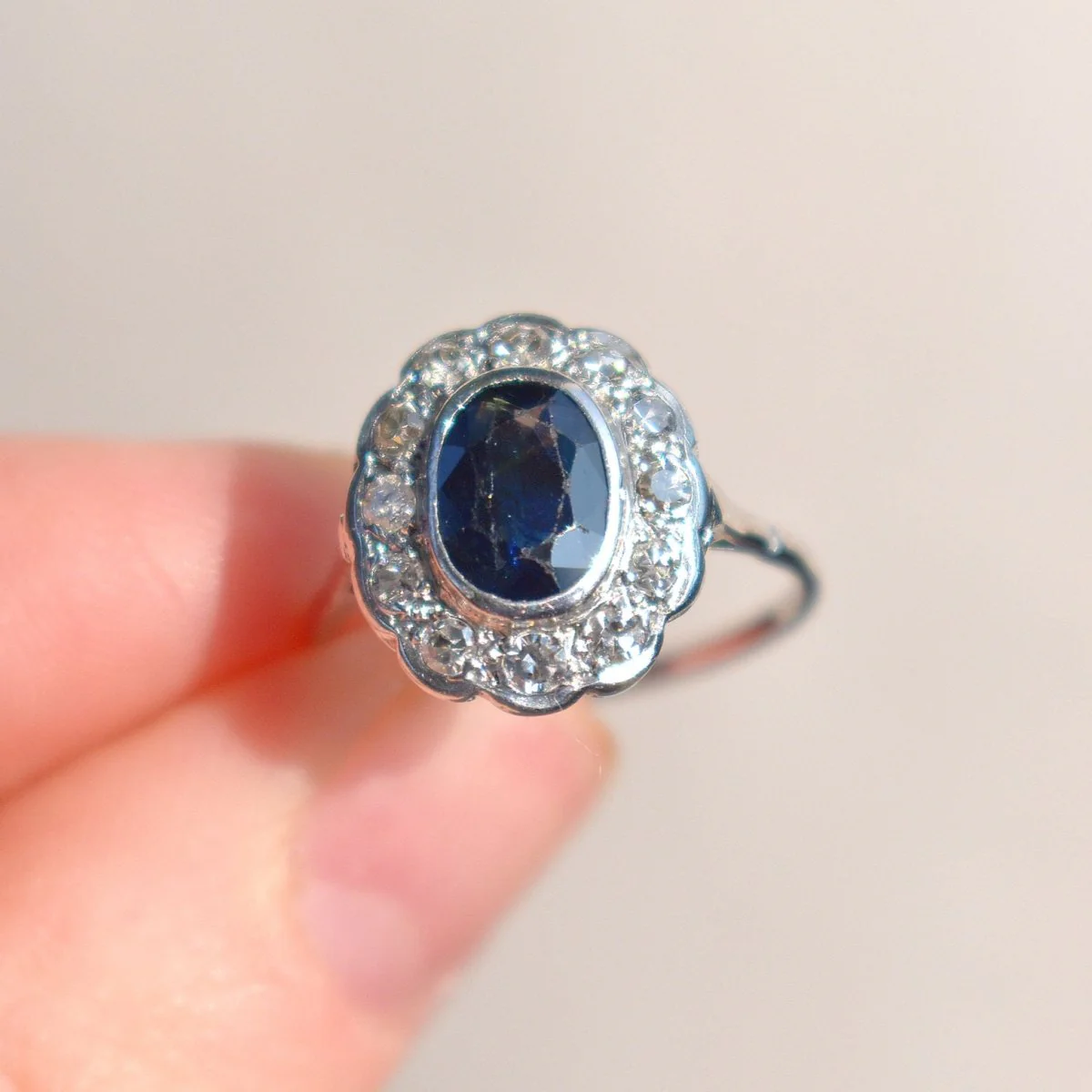 Bague Marguerite Or Saphir et Diamants - Art Déco - Image 11