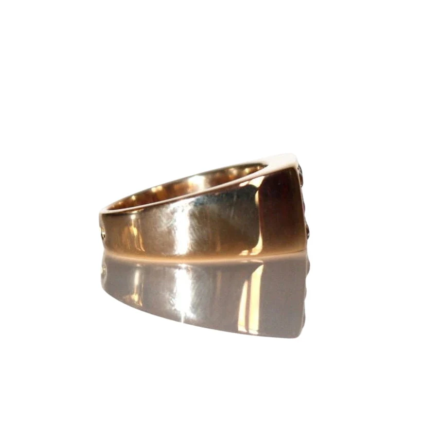 Bague Chevalière en or jaune, rubis et diamants - Image 3