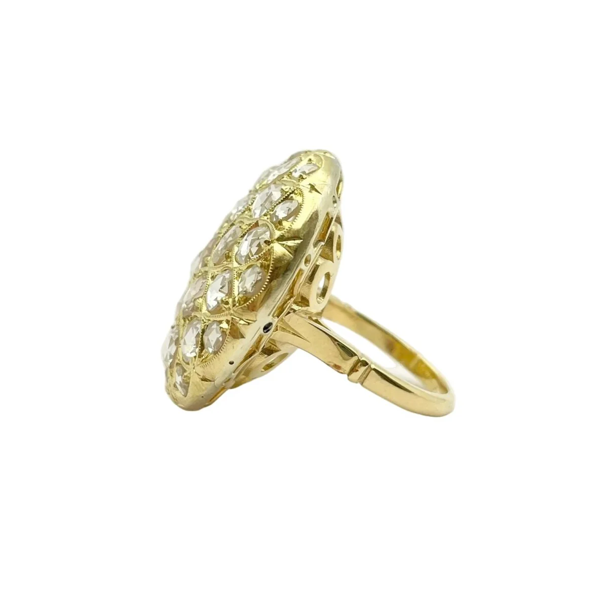 Bague Dôme en or jaune et diamants - Image 2