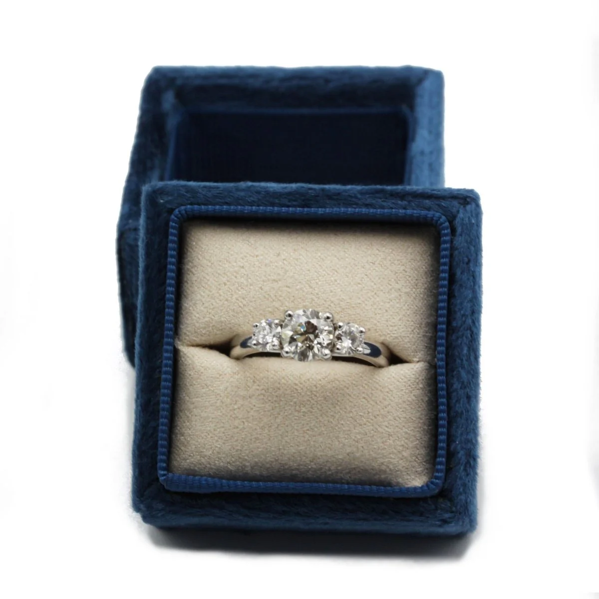 Bague Trilogie - Or blanc et diamants - Image 6