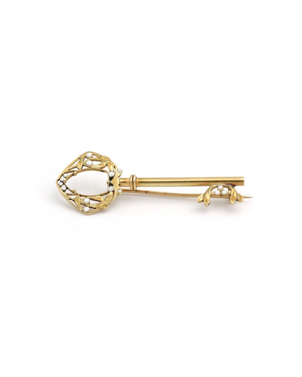 Broche clef Art Nouveau en or